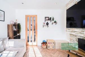 Photo 14- click for photo gallery